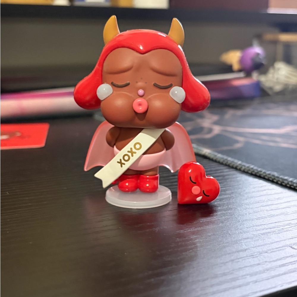 CRY BABY crying for love series from POPMART